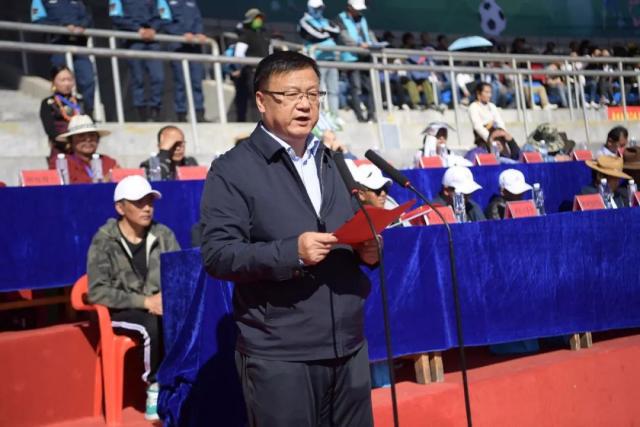 南京留学生披旭日旗事件引发的争议与反思